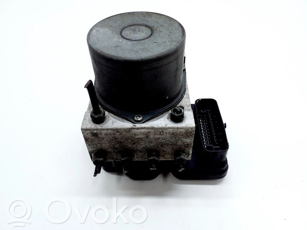 Toyota RAV 4 (XA40) ABS Blokas 