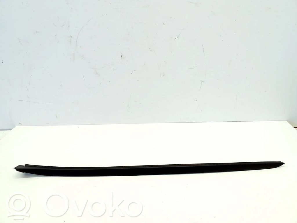 KIA Ceed Windshield trim 