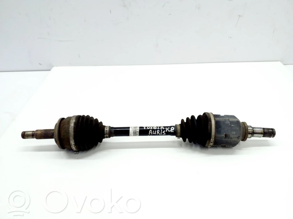 Toyota Auris E180 Priekšējā pusass 