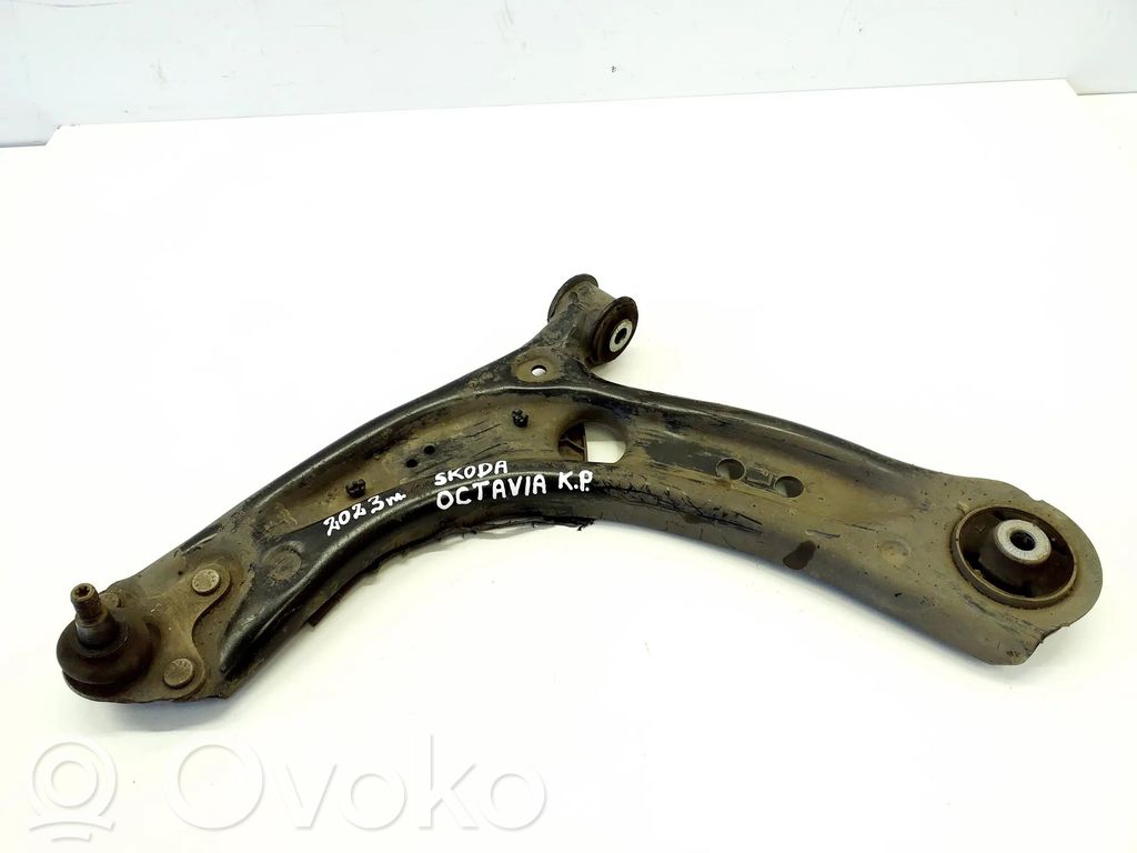 Skoda Octavia Mk4 Querlenker Achsschenkel vorne 