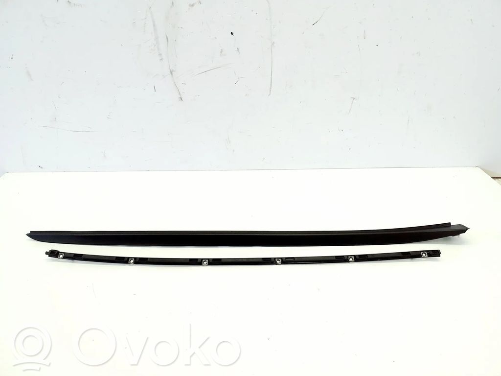 KIA Ceed Windshield trim 