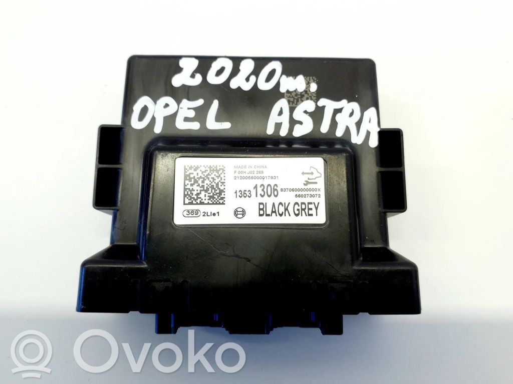 Opel Astra K Gateway control module 