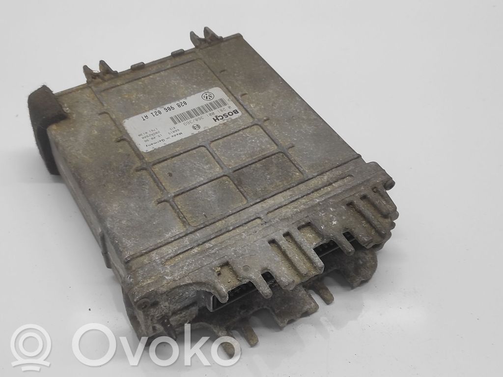 Volkswagen Golf III Engine control unit/module 