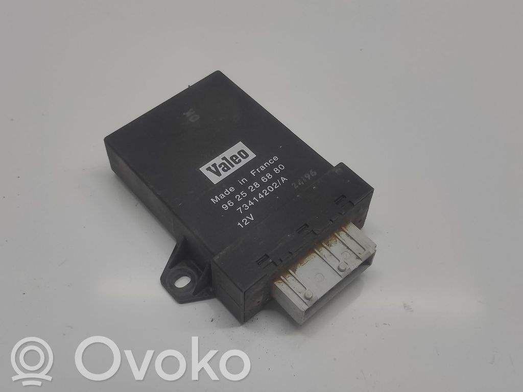 Peugeot 406 Coolant fan relay 