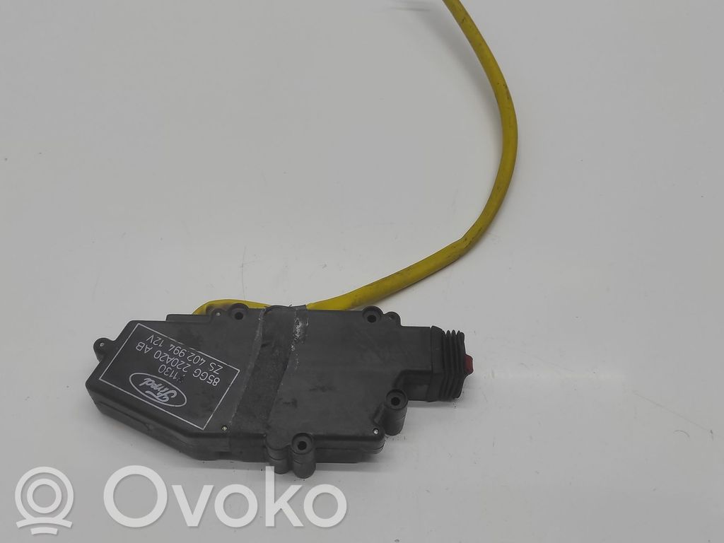 Ford Scorpio Front door lock 