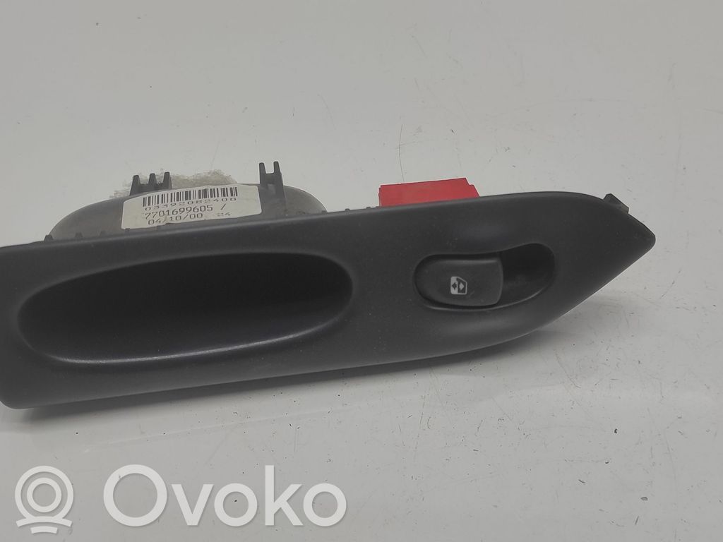Renault Laguna I Electric window control switch 