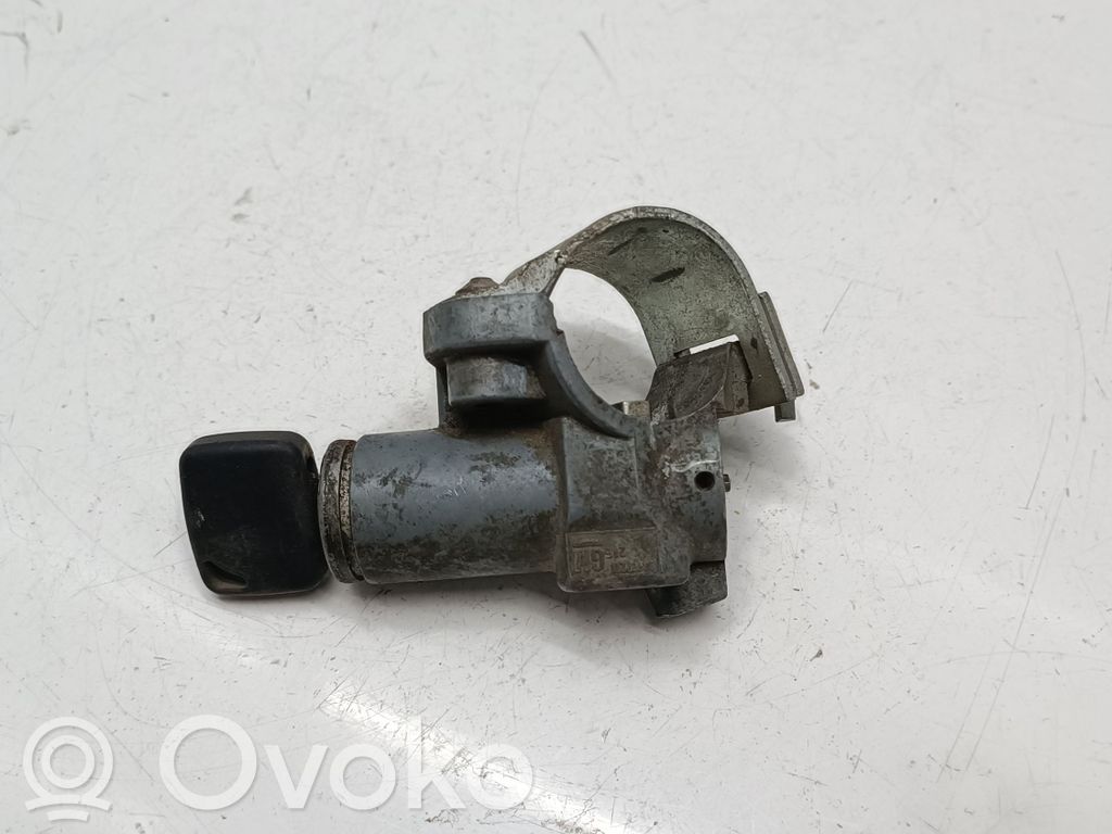 Opel Astra F Aizdedzes atslēga 