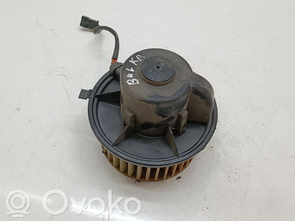 Audi 80 90 S2 B4 Lämmittimen puhallin 