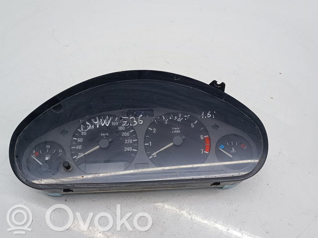 BMW 3 E36 Spidometrs (instrumentu panelī) 