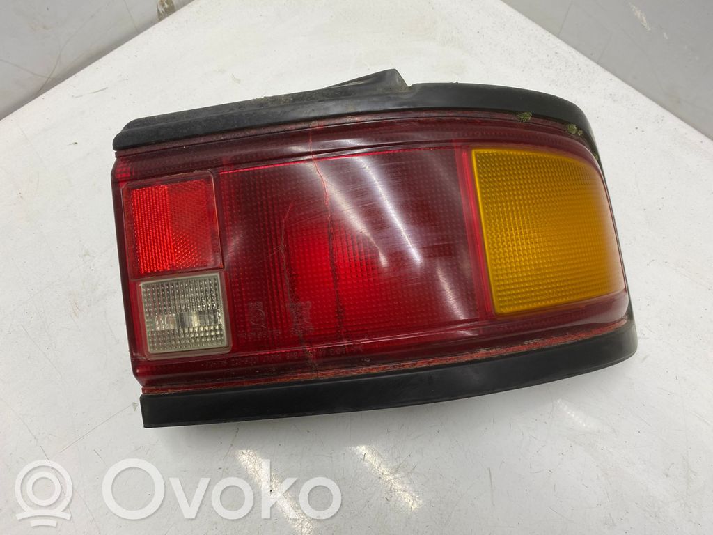 Mazda 323 Takavalot 