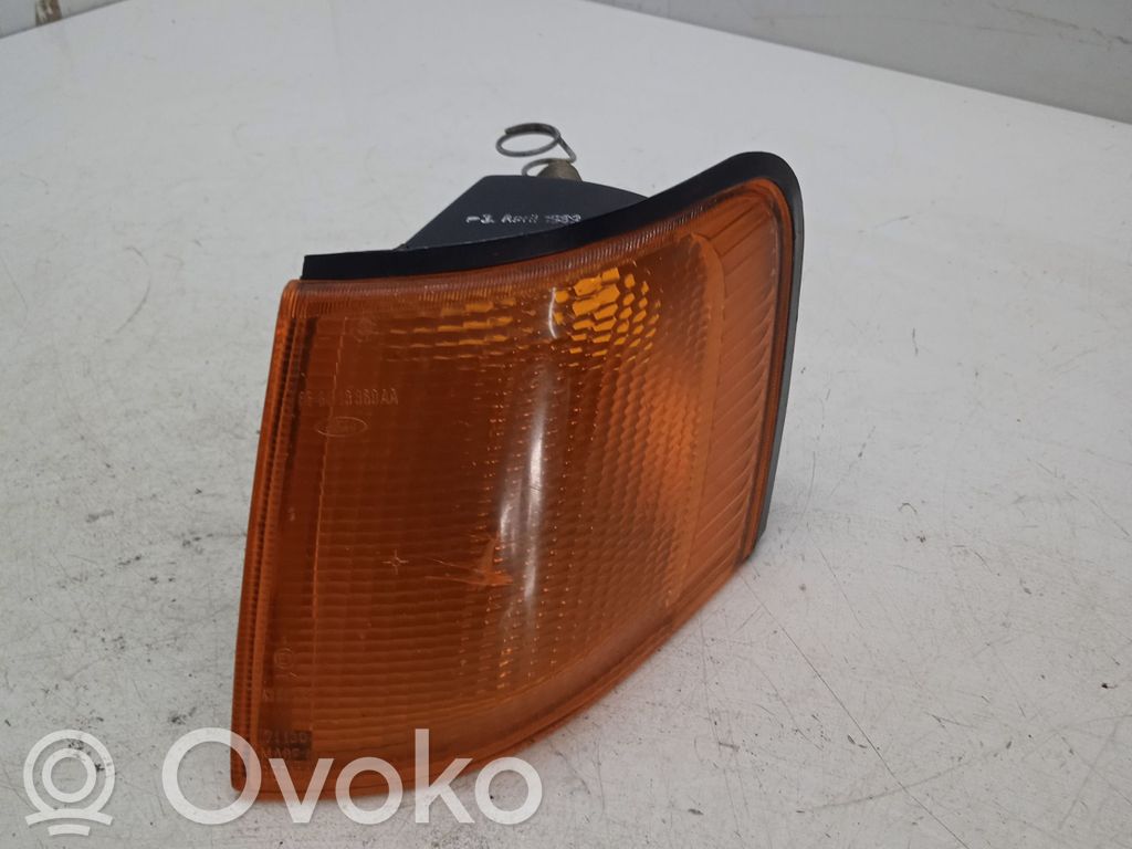 Ford Scorpio Front indicator light 