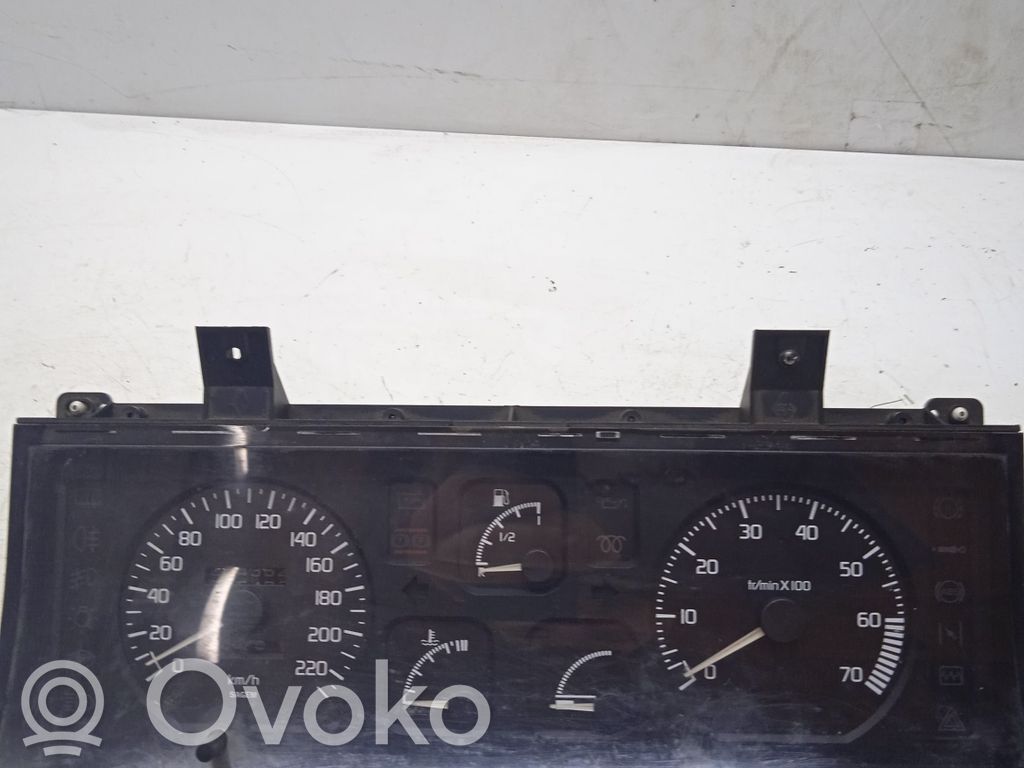 Renault 19 Speedometer (instrument cluster) 