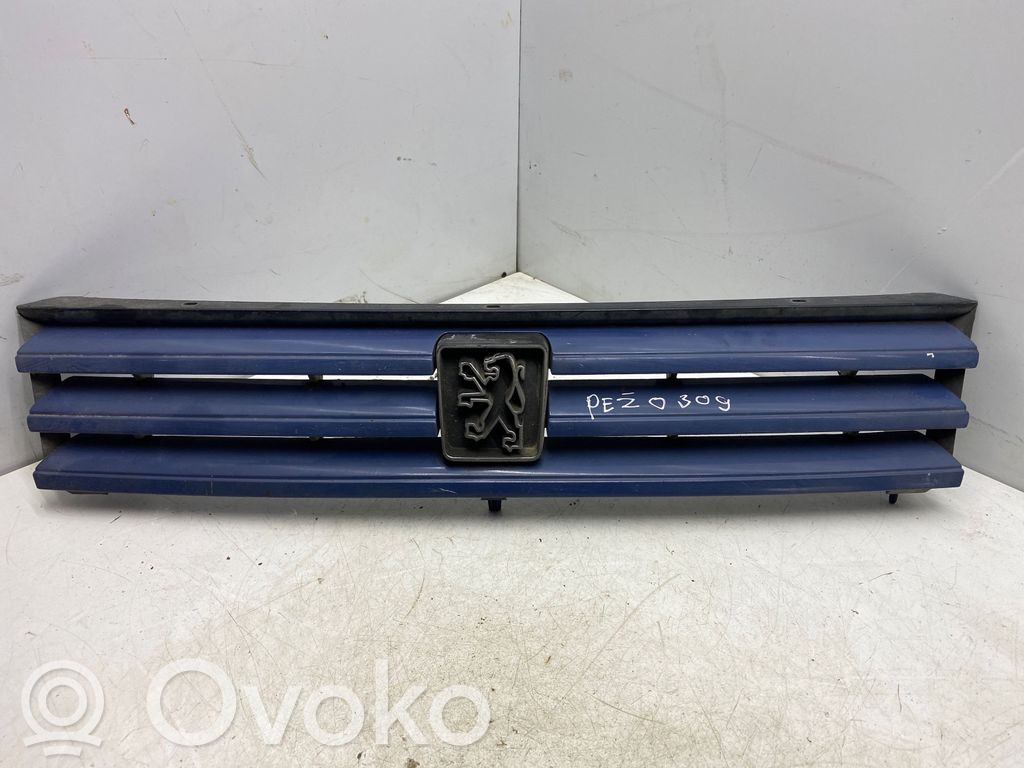 Peugeot 309 Kühlergrill 