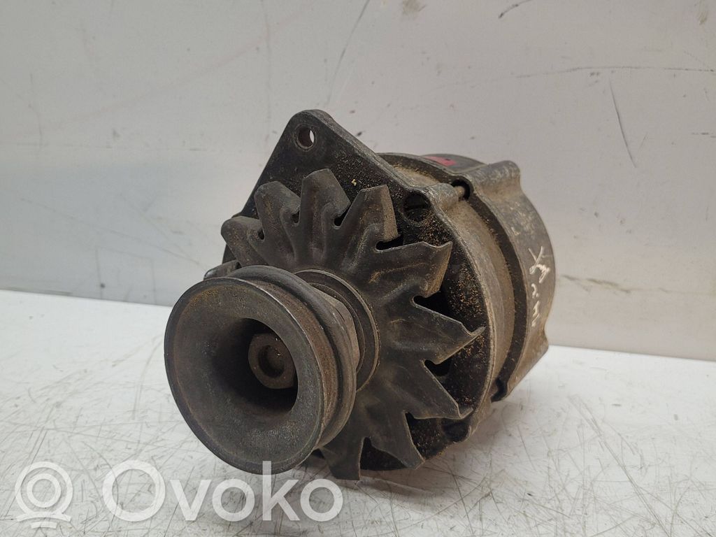 Audi 100 200 5000 C3 Alternador 