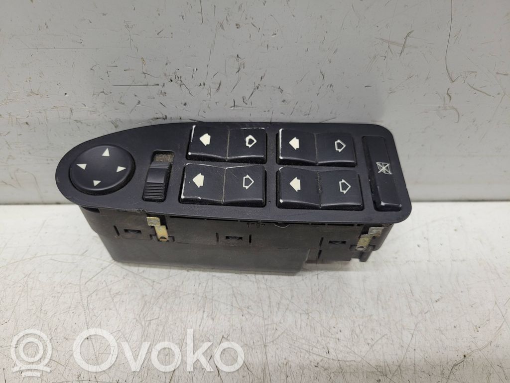 BMW 5 E39 Electric window control switch 