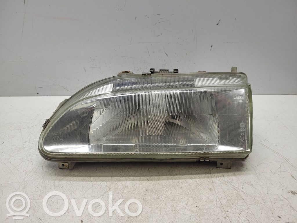 Renault 19 Headlight/headlamp 