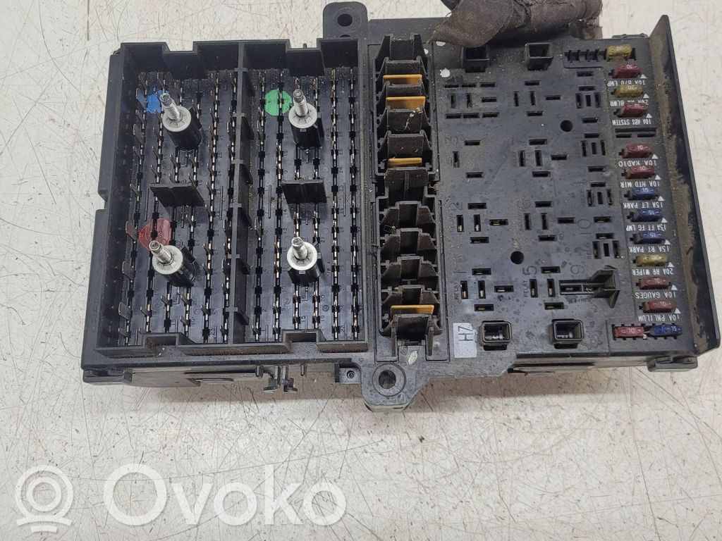 Chrysler Voyager Fuse box set 
