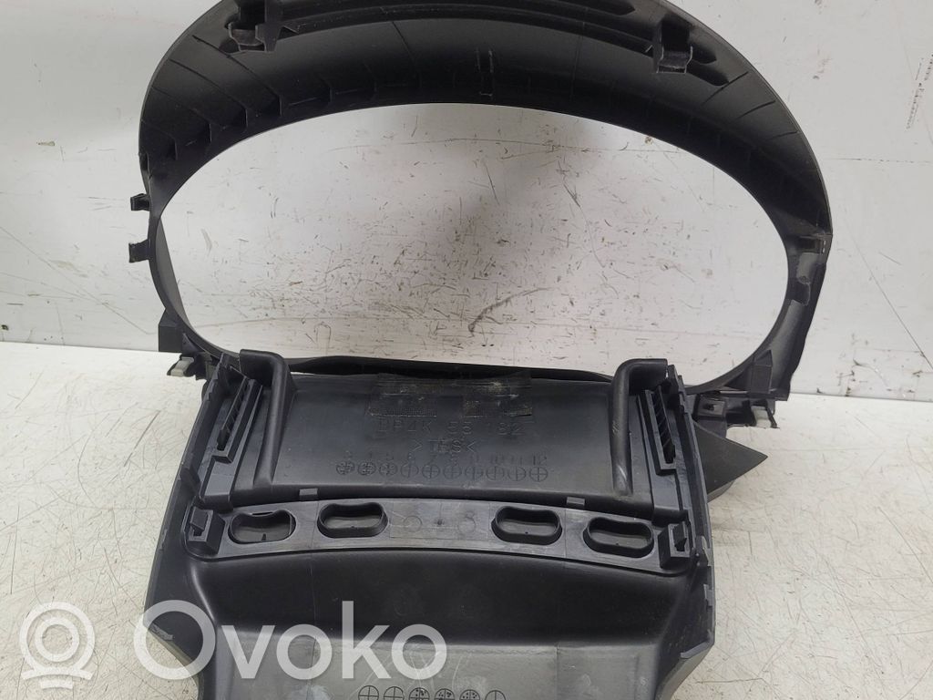 Mazda 3 I Dashboard trim 