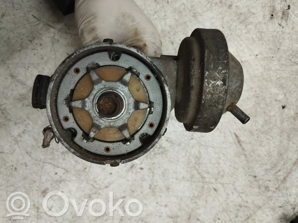 BMW 3 E30 Verteiler 