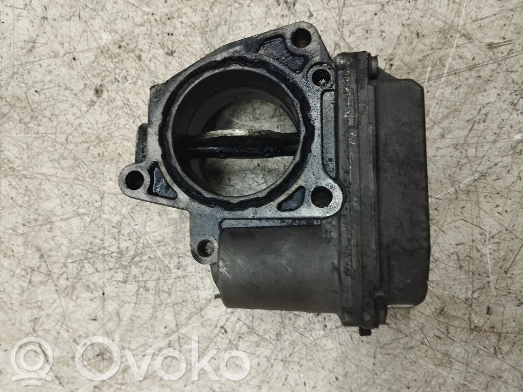 Audi A4 S4 B6 8E 8H Silniczek nagrzewnicy 