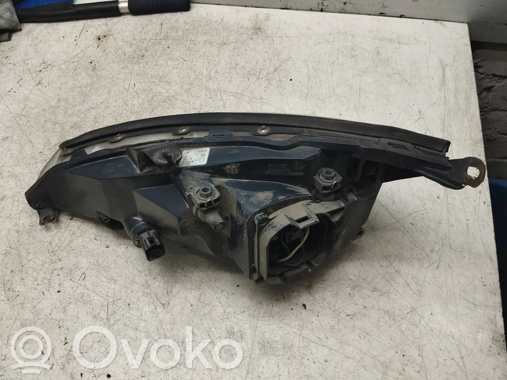 Ford Focus Headlight/headlamp 