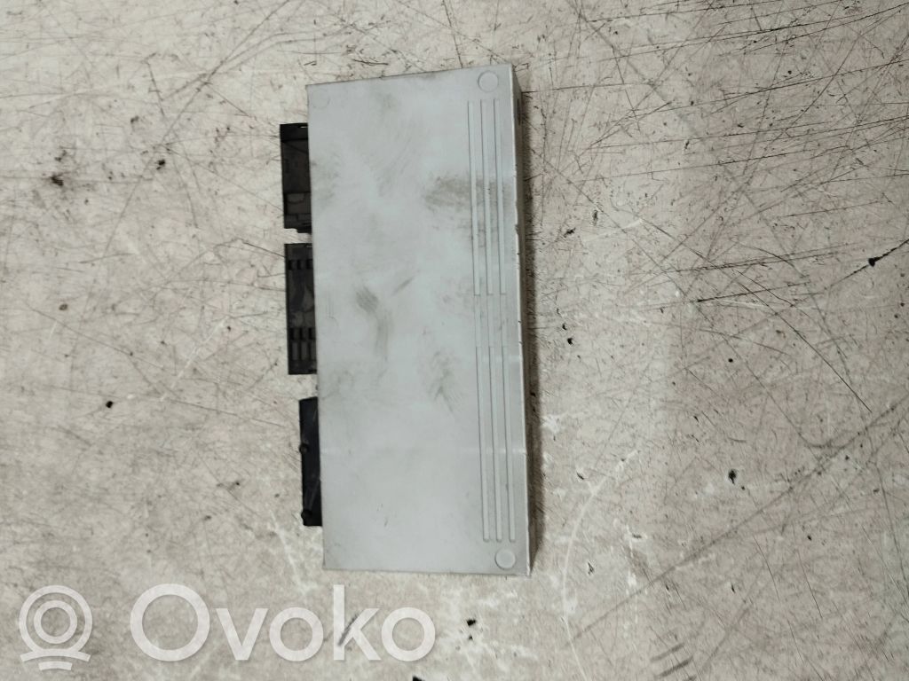 BMW 5 E39 Komforta modulis 