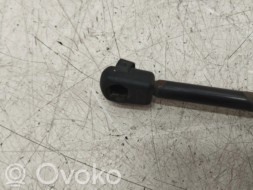 Tailgate/trunk strut/damper   3554160680N,19317BC03