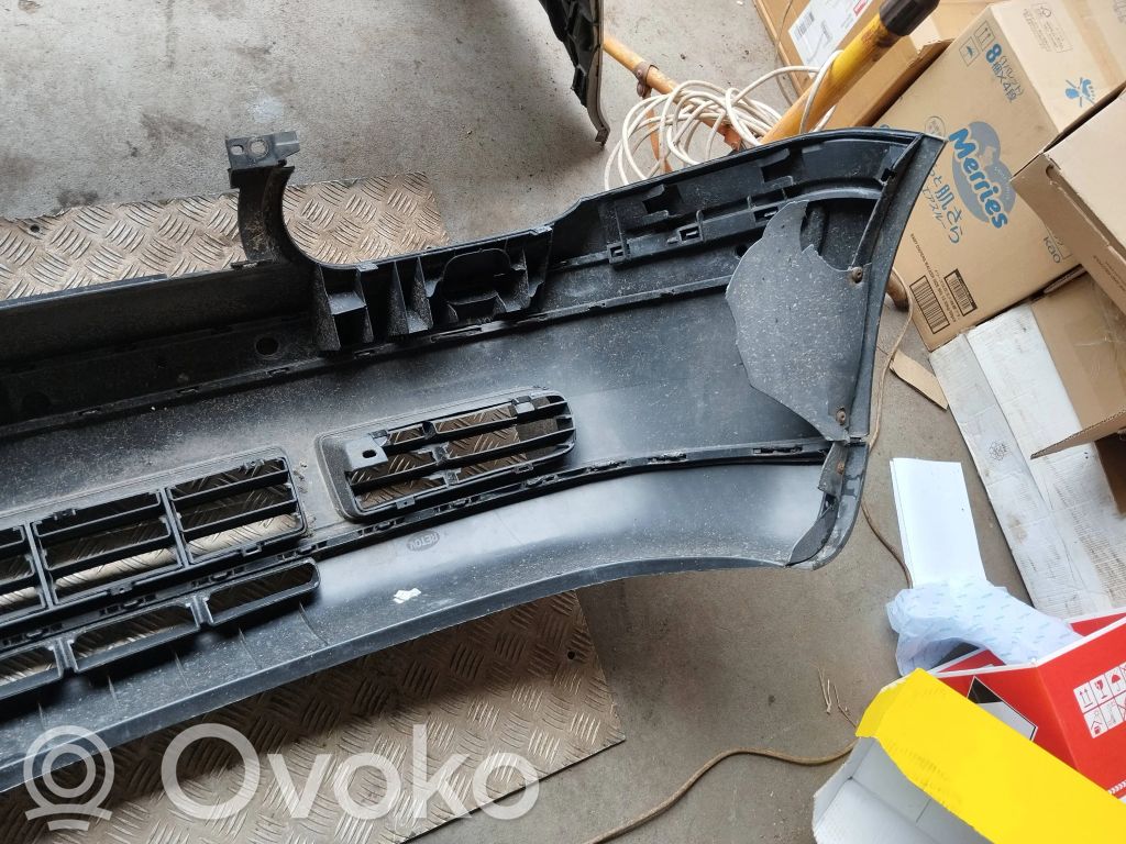 Volkswagen Golf IV Front bumper 