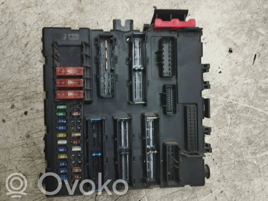Opel Vectra C Modul siguranțe 