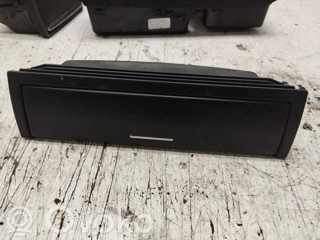 BMW 3 E46 Dashboard storage box/compartment 