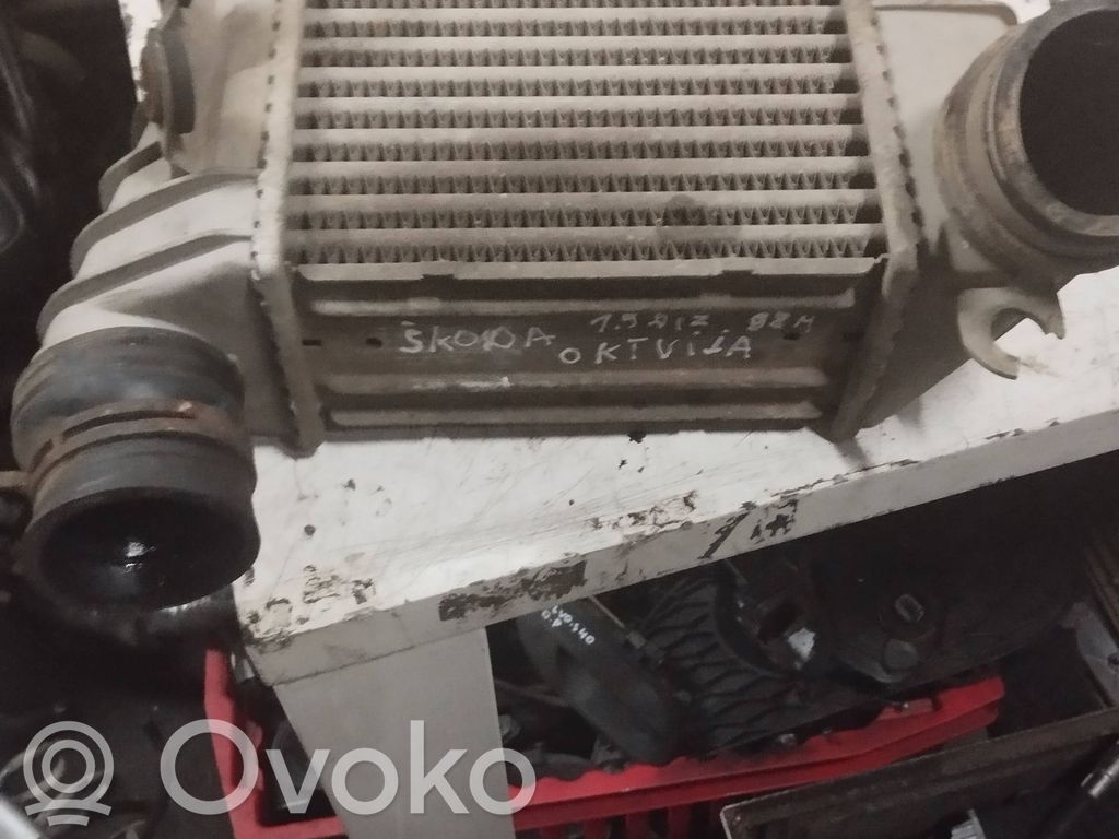Skoda Octavia Mk1 (1U) Interkūlerio radiatorius 
