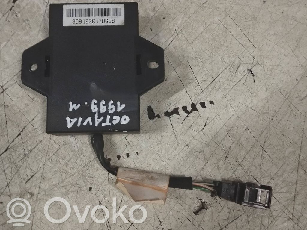Skoda Octavia Mk1 (1U) Citu veidu vadības bloki / moduļi 