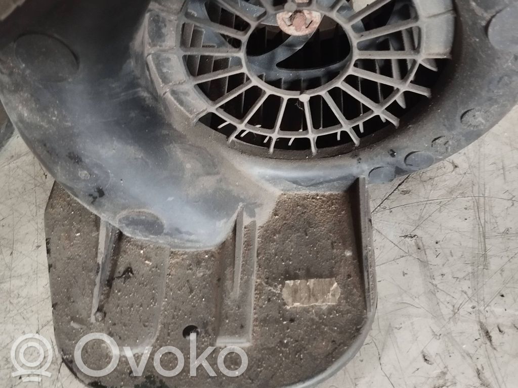 Renault 19 Pečiuko ventiliatorius/ putikas 