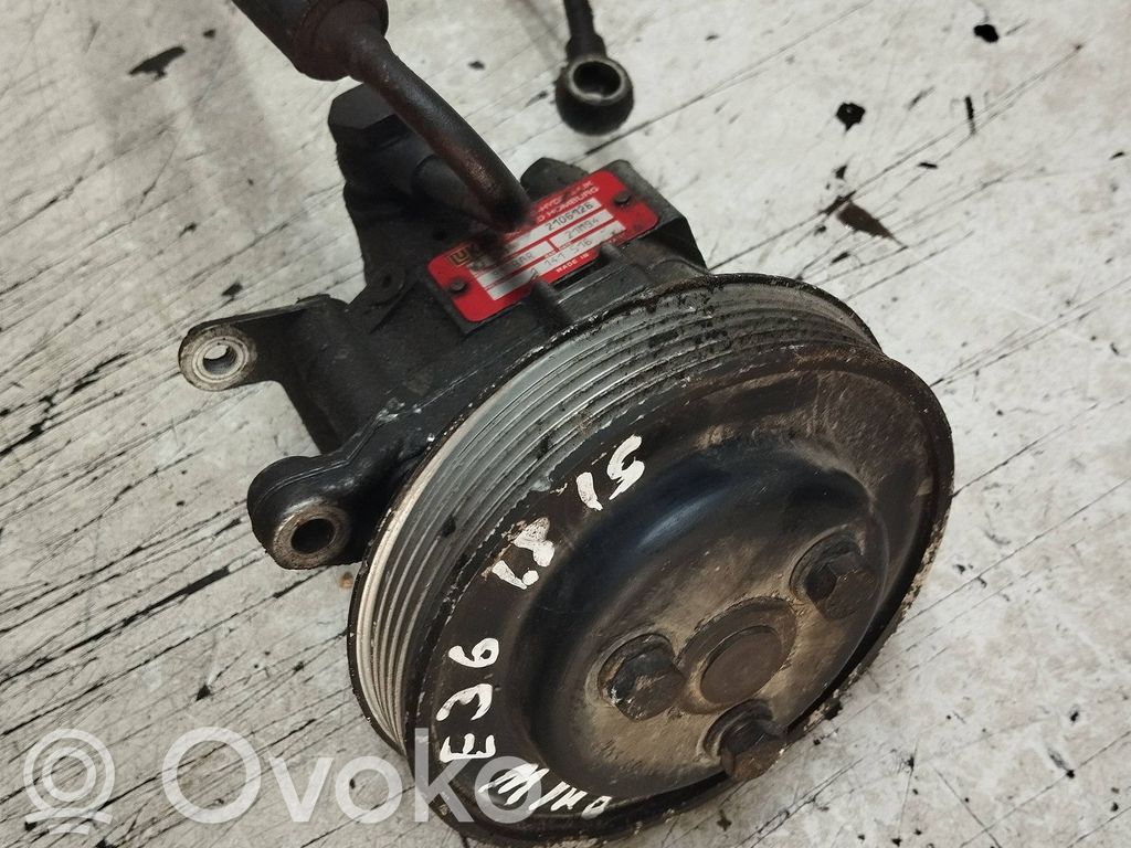 BMW 3 E36 Power steering pump 