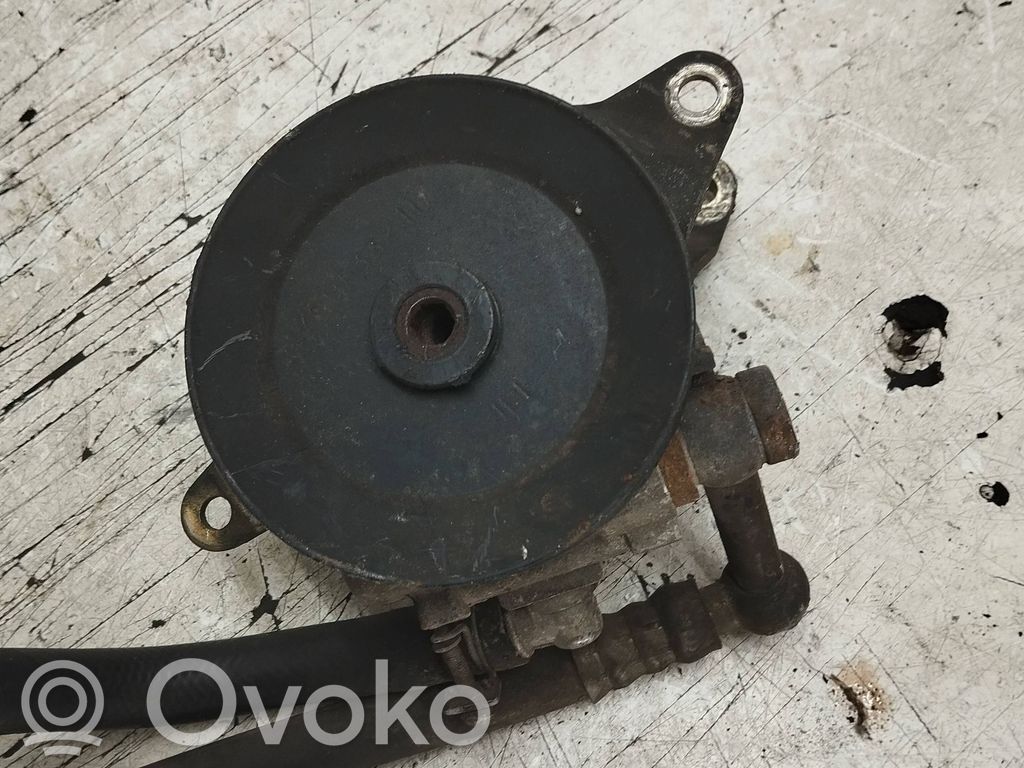 Nissan Primera Power steering pump 