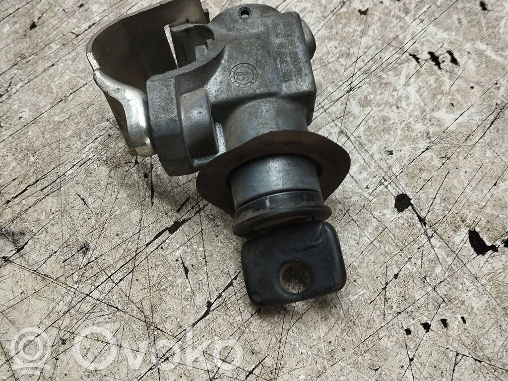 Opel Astra F Aizdedzes atslēga 