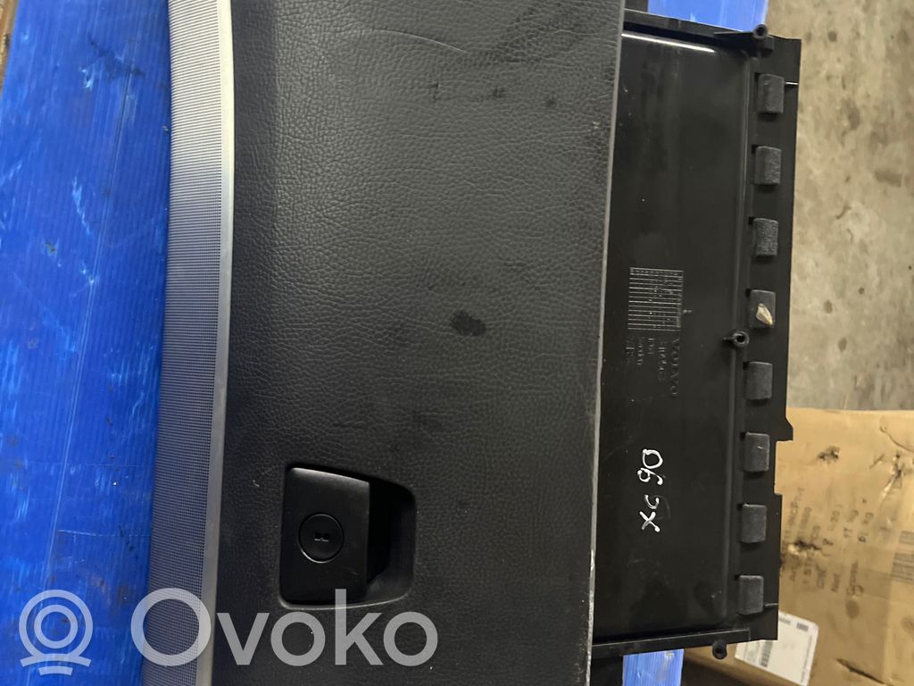 Volvo XC90 Daiktadėžė 