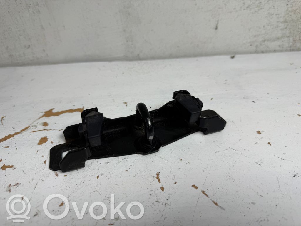 Ford Kuga I Aizmugurē slēdzenes cilpa 