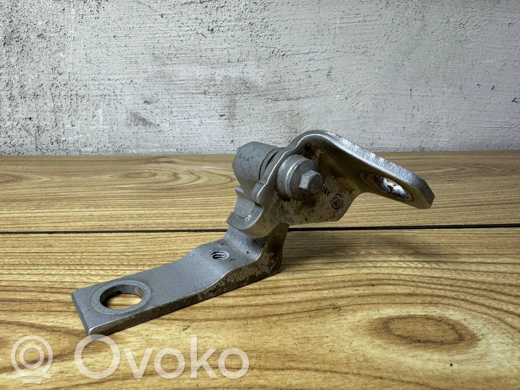 Ford S-MAX Rear door lower hinge 
