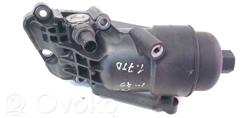 Hyundai i40 Oil filter mounting bracket 
