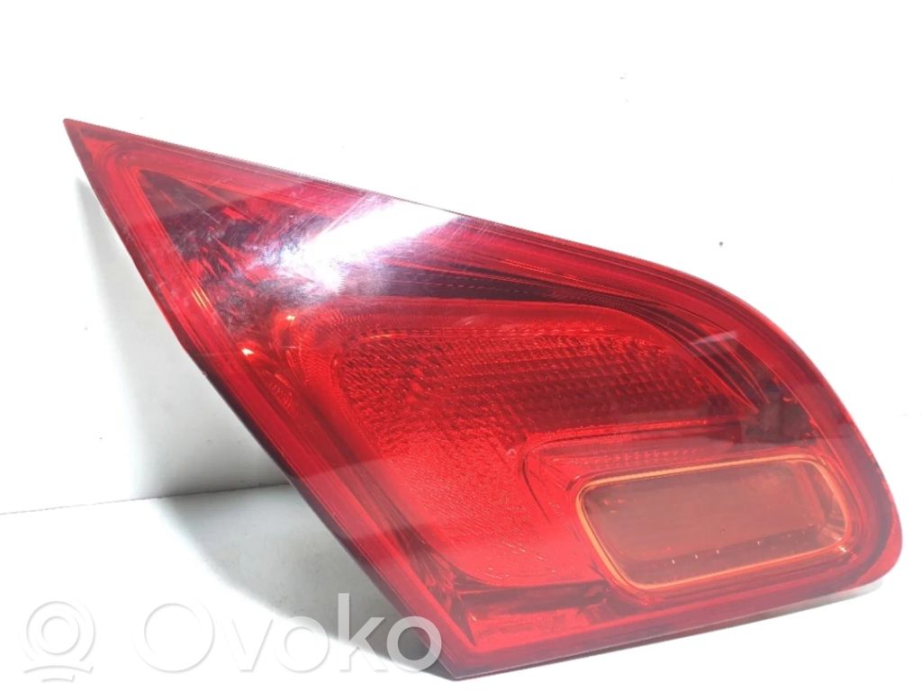 Opel Astra J Tailgate rear/tail lights 