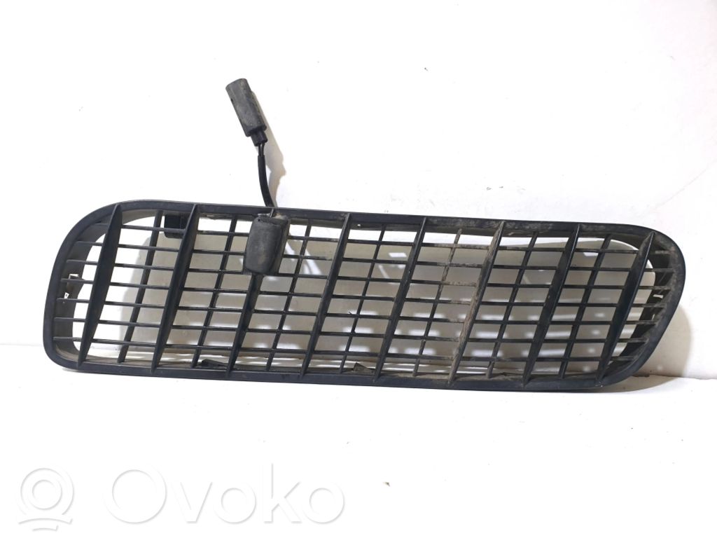 Front grill   51138402669