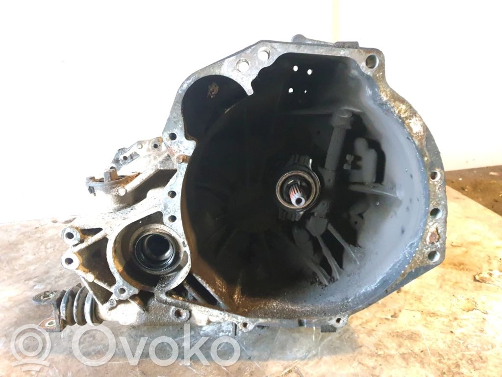 Nissan Primera Mechaninė 6 pavarų dėžė 