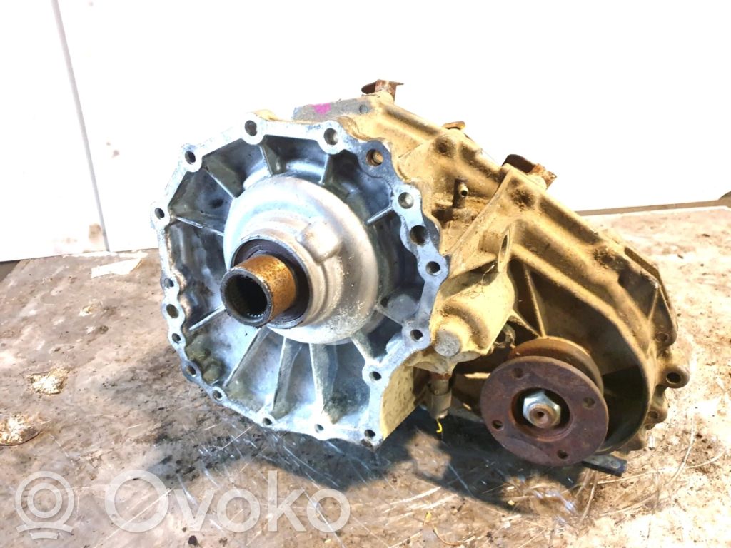 Nissan Navara Gearbox transfer box case 