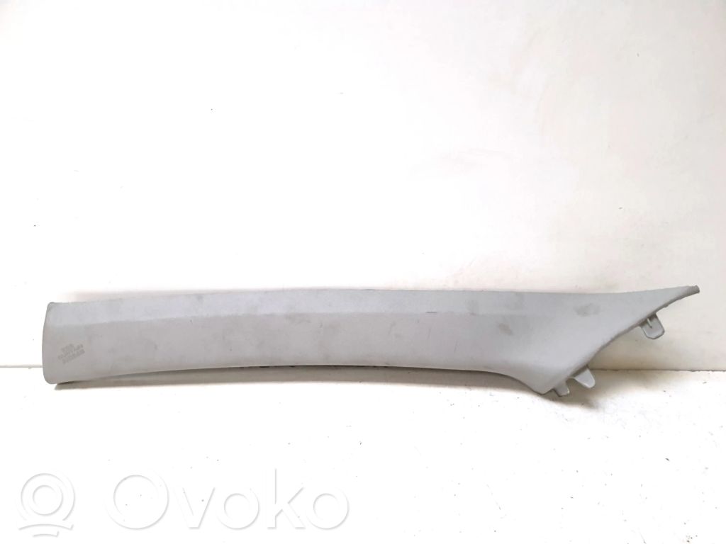 Toyota Auris E180 Otras molduras del borde/pilar 