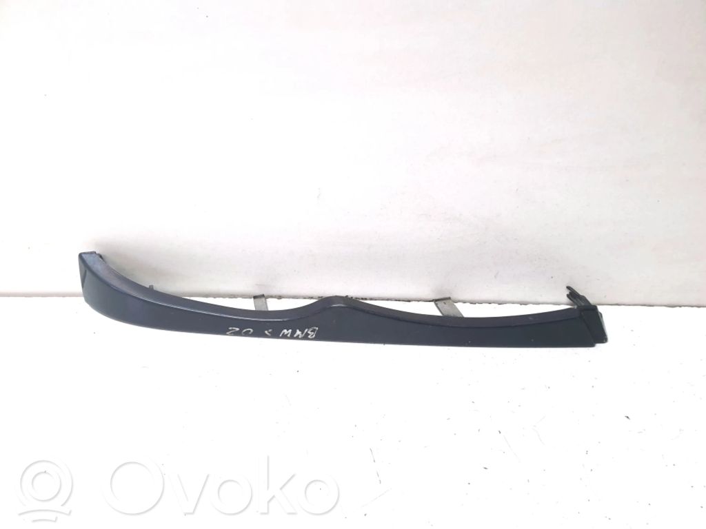 BMW 3 E46 Ajovalon valaisimen alalista 