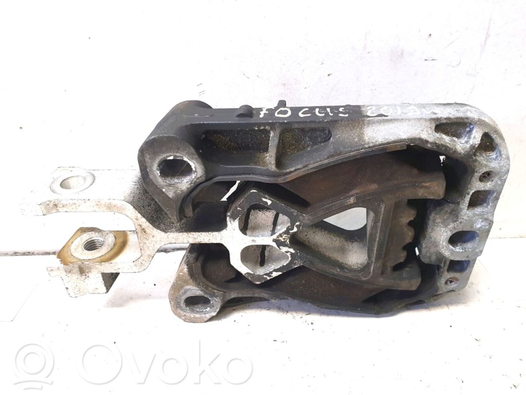 Ford Focus Engine mount bracket 