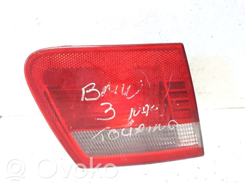 BMW 3 E36 Aizmugurējais lukturis virsbūvē 