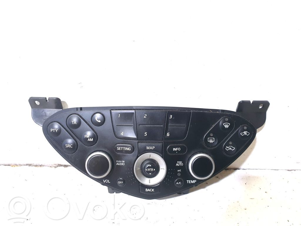 Nissan Primera Air conditioner control unit module 