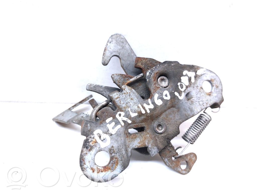 Citroen Berlingo Engine bonnet (hood) release handle 